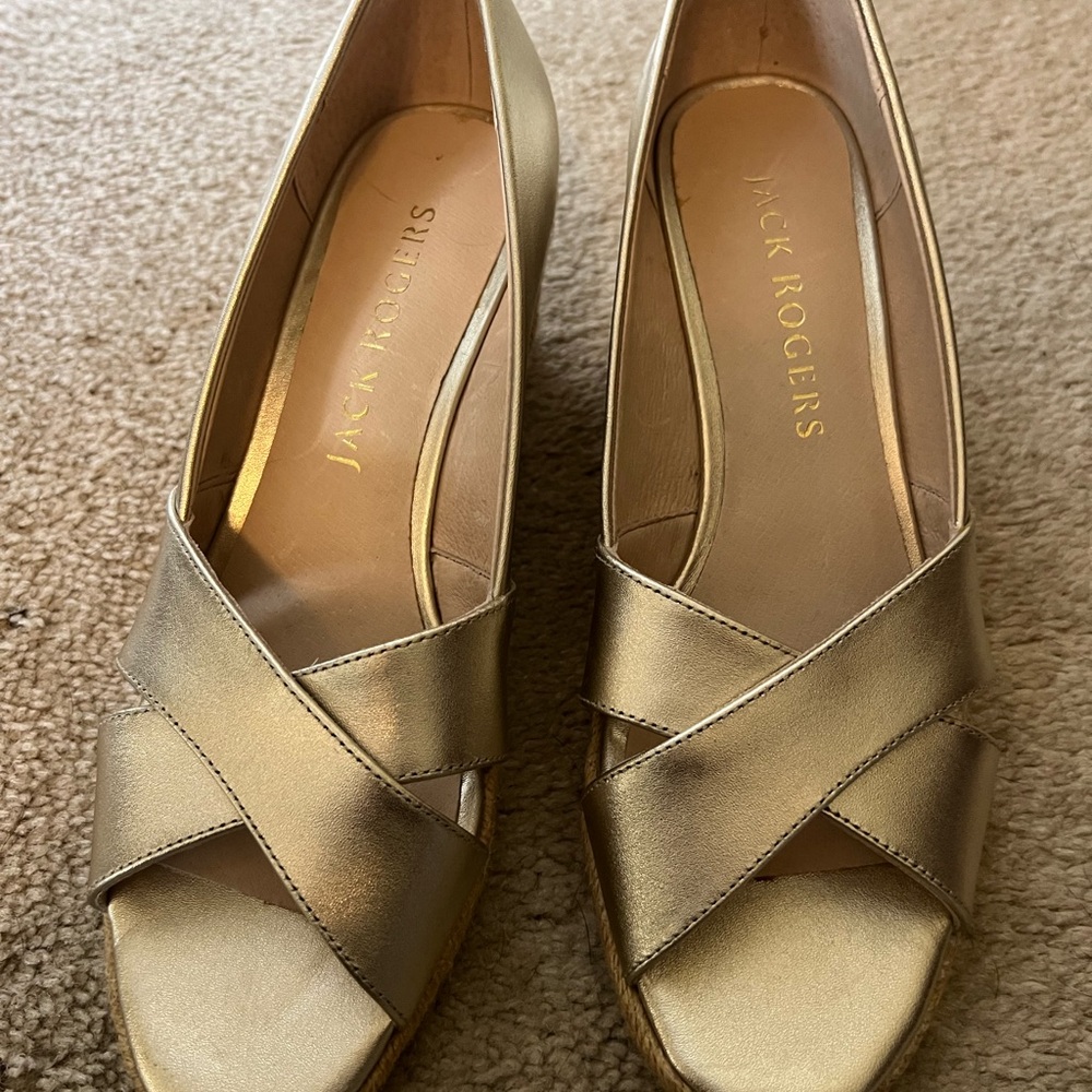 Jack Rogers Gold Wedge Peep-Toe Shoes